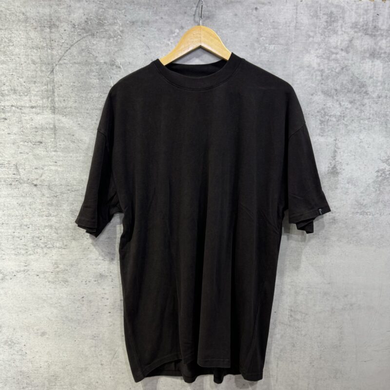 REMERA BASICA PRELAVADA