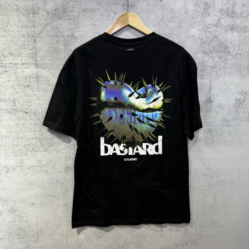 REMERA AUCHSTARD
