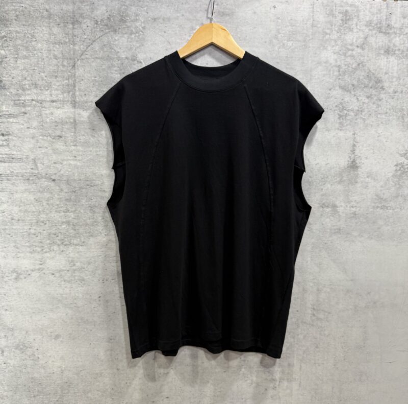 MUSCULOSA OVER BASICA