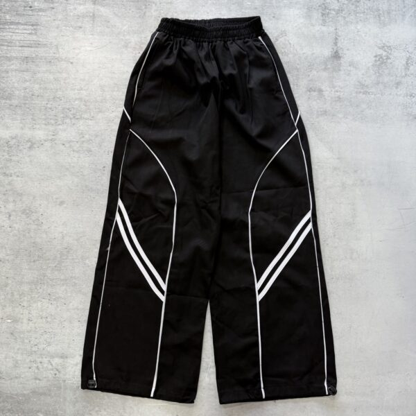 TRACKPANTS