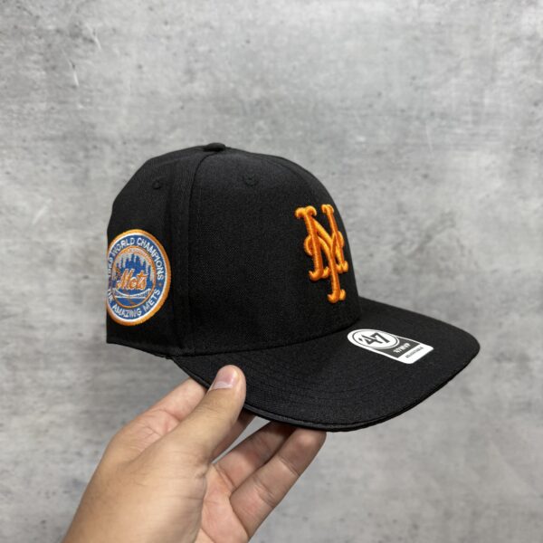 GORRA CERRADA