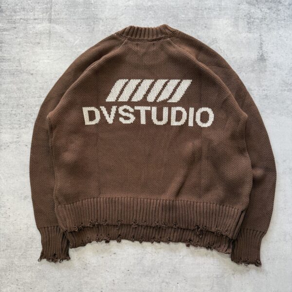 SWEATER STUDIO